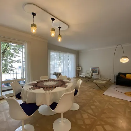 Le Victor Hugo, Centre Apartment *